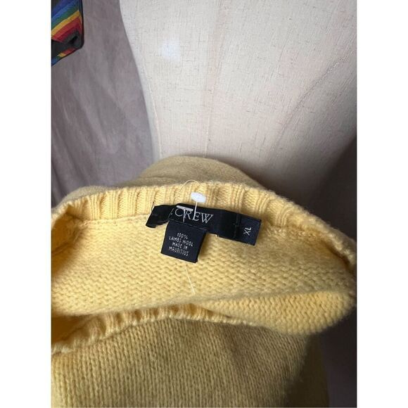 J Crew Lambswool Sweater - Picture 4 of 4